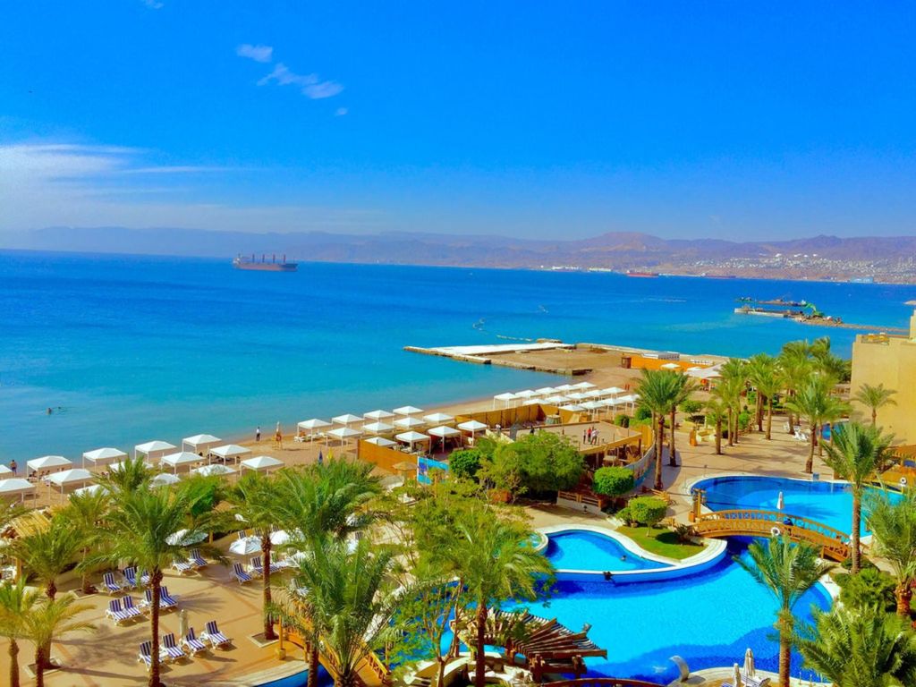 Escape from Eilat: Find land for a beach resort on the Red Sea.