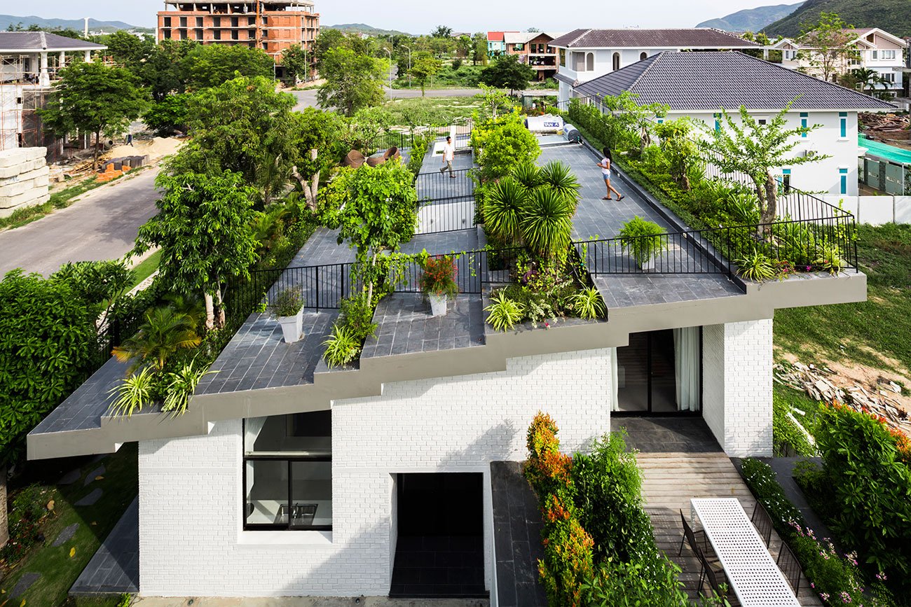 Innovative Amenities: Rooftop Gardens in Israeli Apartment Buildings