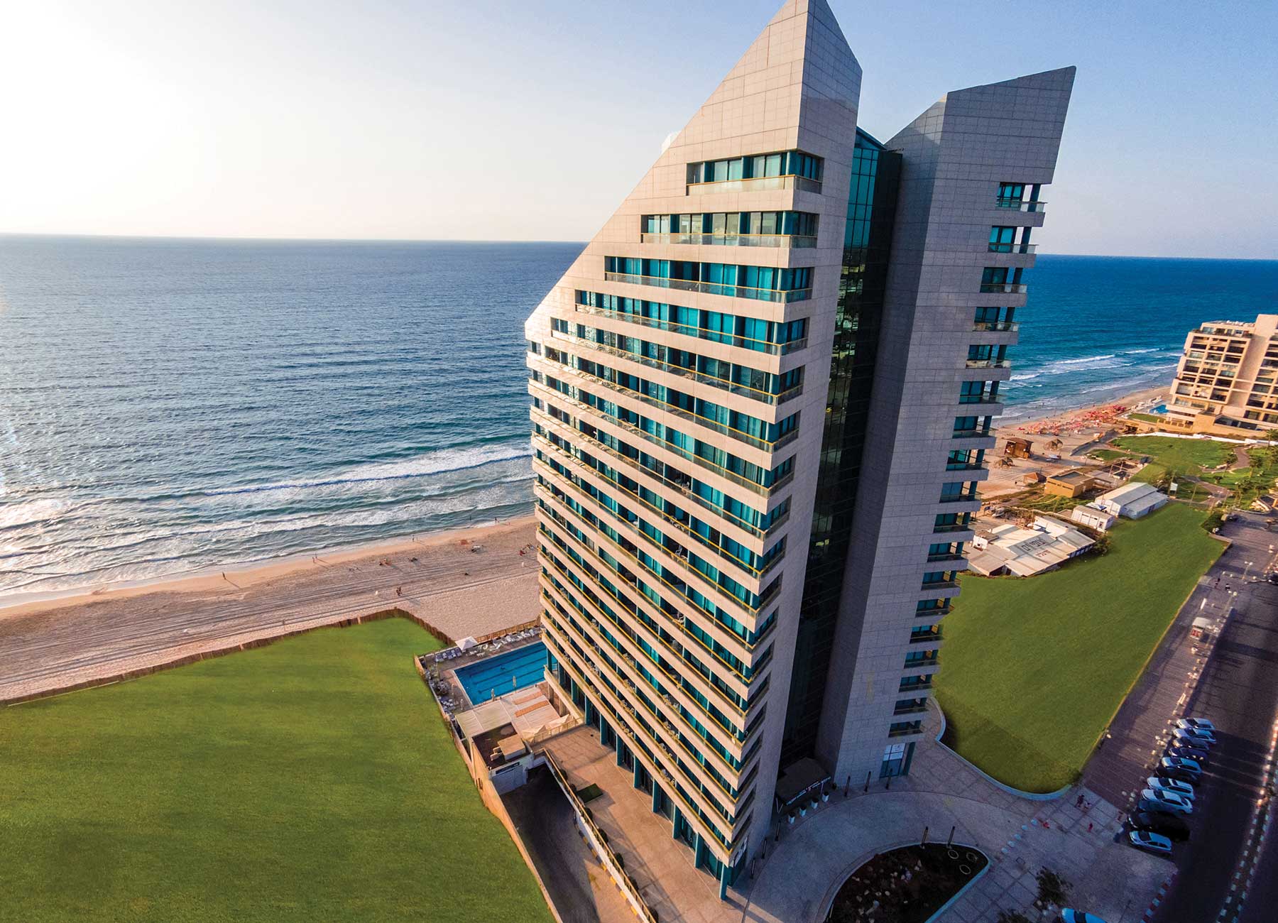 Buy modern high-rise apartments in Herzliya Marina