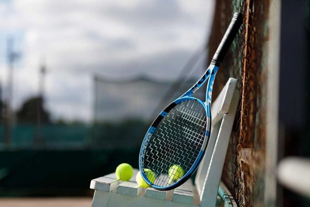 קנו מוצרי טניס בישראל בלוח המודעות
