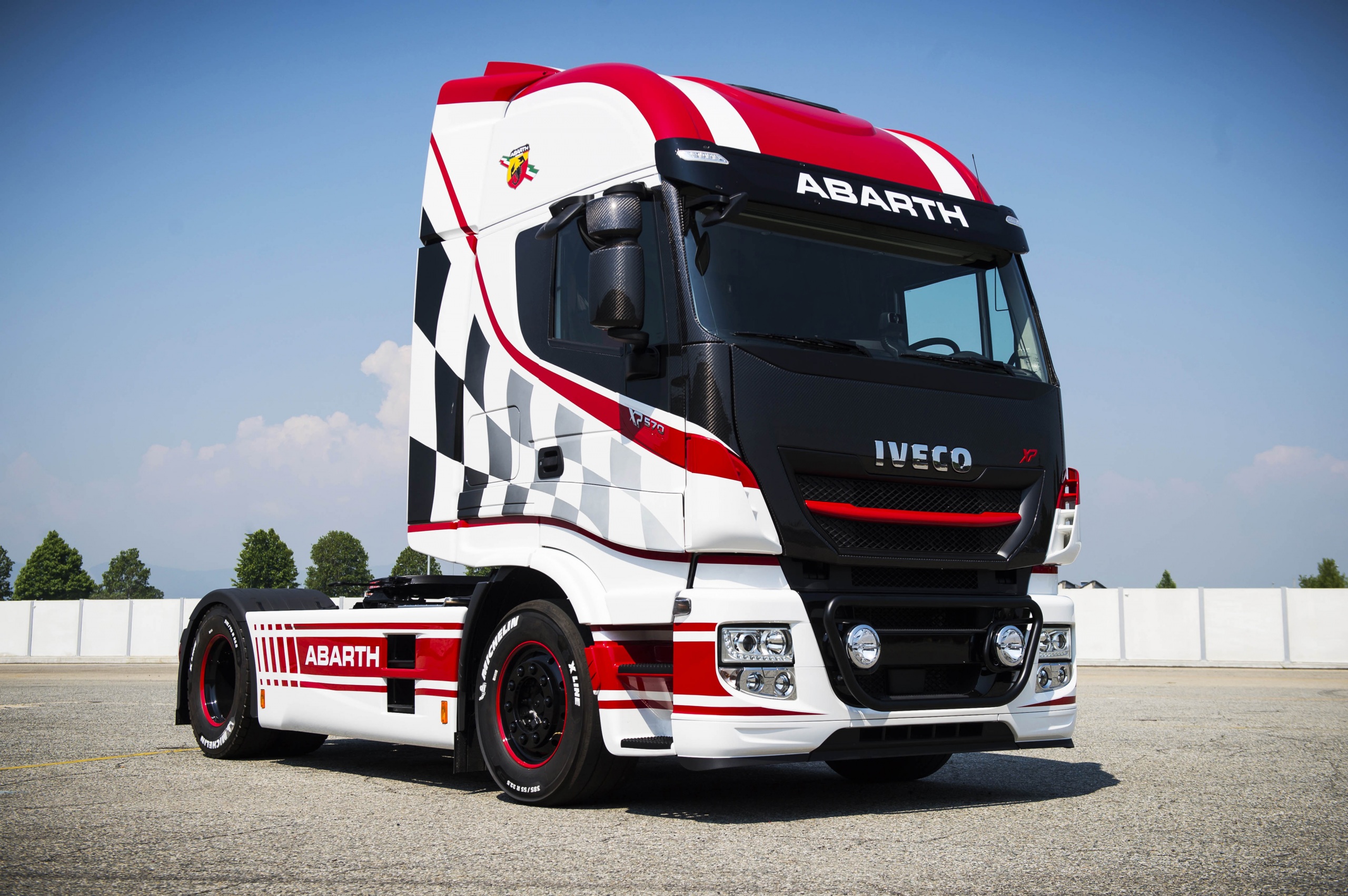 IVECO Stralis: السعي لتحقيق التميز في مجال النقل بالشاحنات التجارية