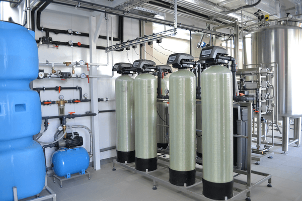 Промышленные системы очистки воды: повышение качества воды и устойчивости в промышленных условиях
