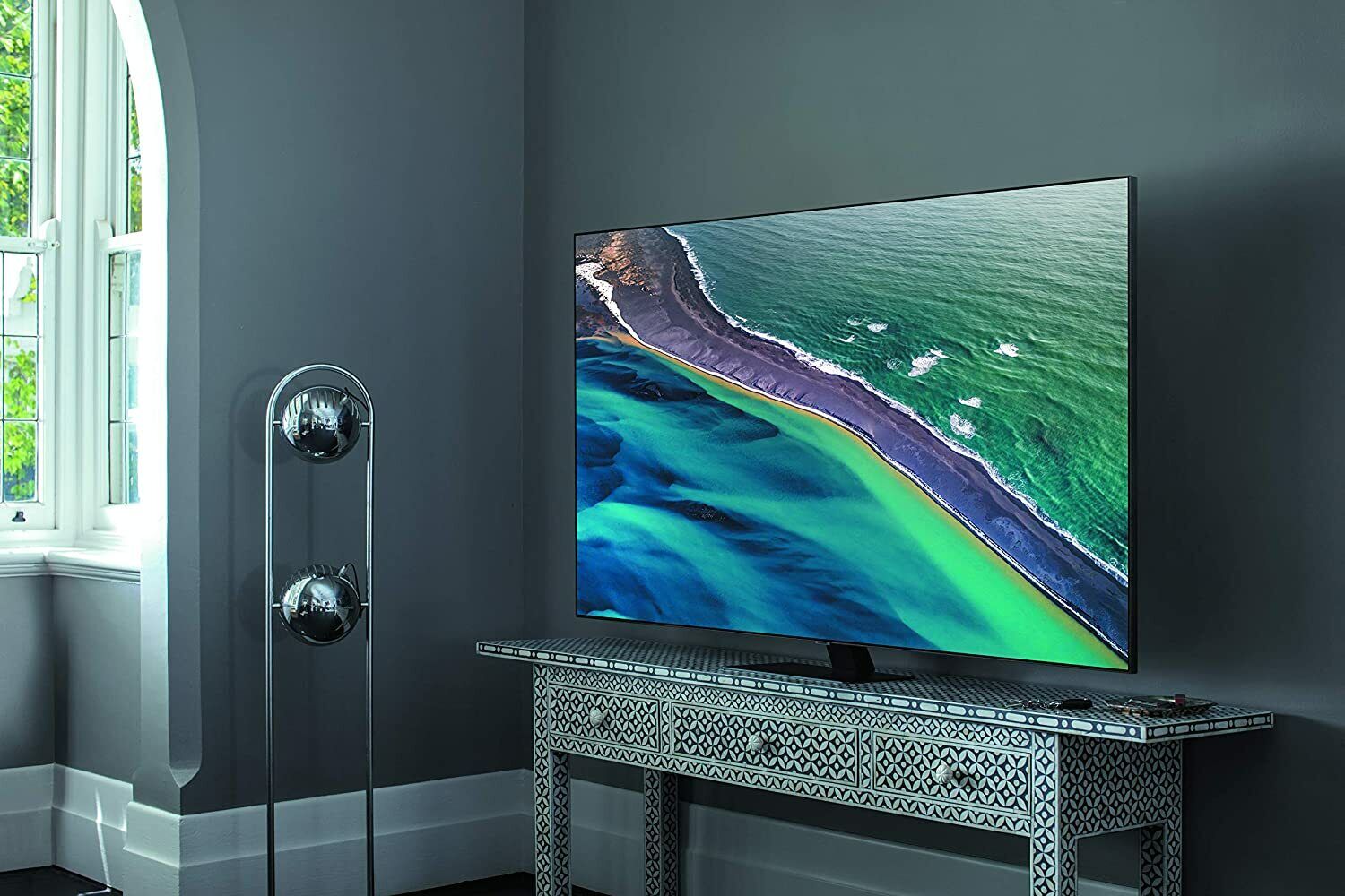 Samsung QLED Q80A: Elevating Picture Quality