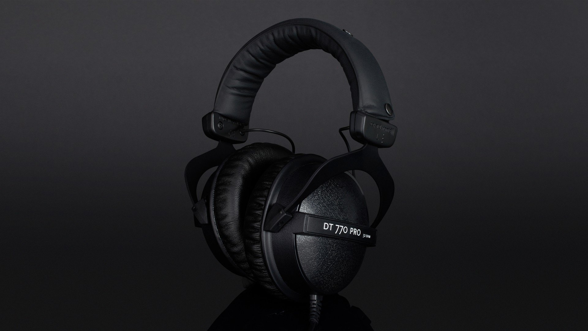 Beyerdynamic DT 770 Pro: אוזניות Over-Ear בדרגה מקצועית