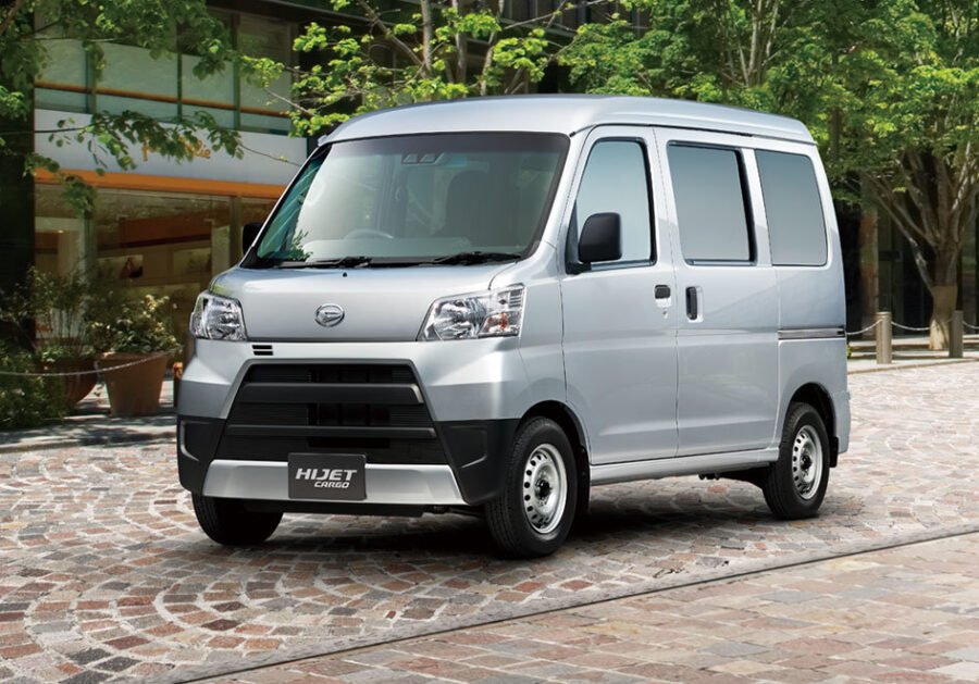 Buying a Daihatsu commercial vehicle in Israel