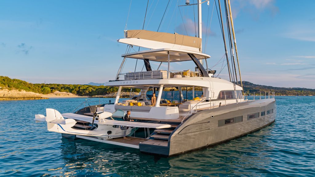 Lagoon Seventy7: An unforgettable experience of riding a luxury catamaran in Israel