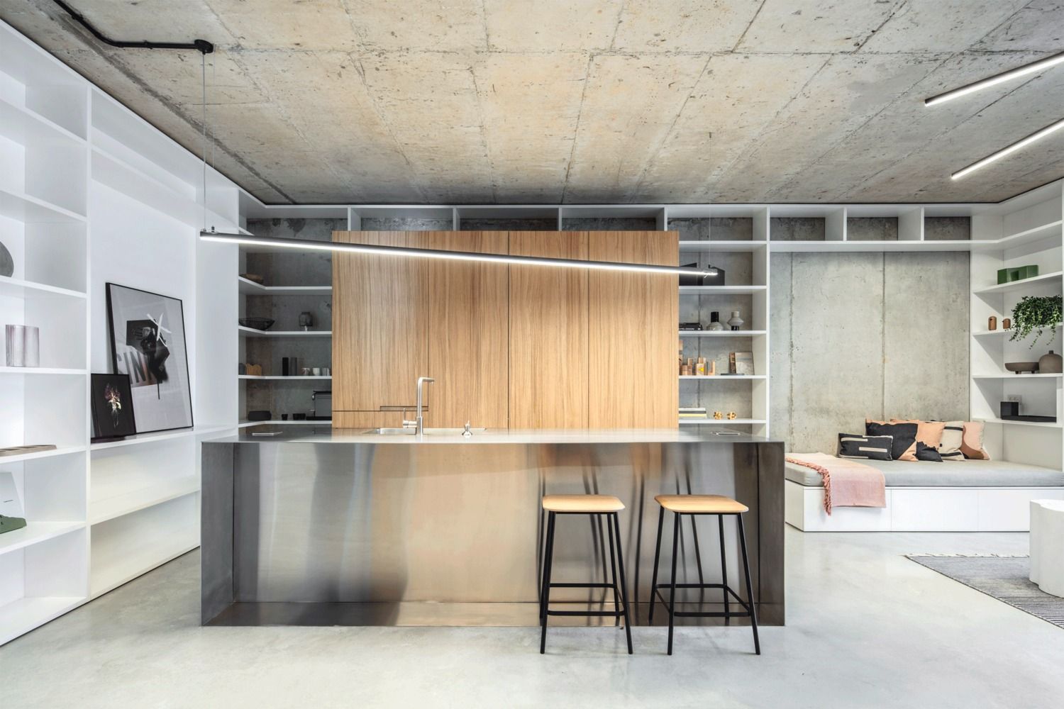 Buy a modern loft in Tel Aviv on the bulletin board