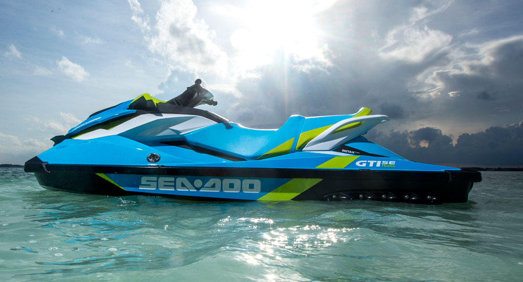 Enhancing Safety on Personal Watercraft: Tips and Technologies