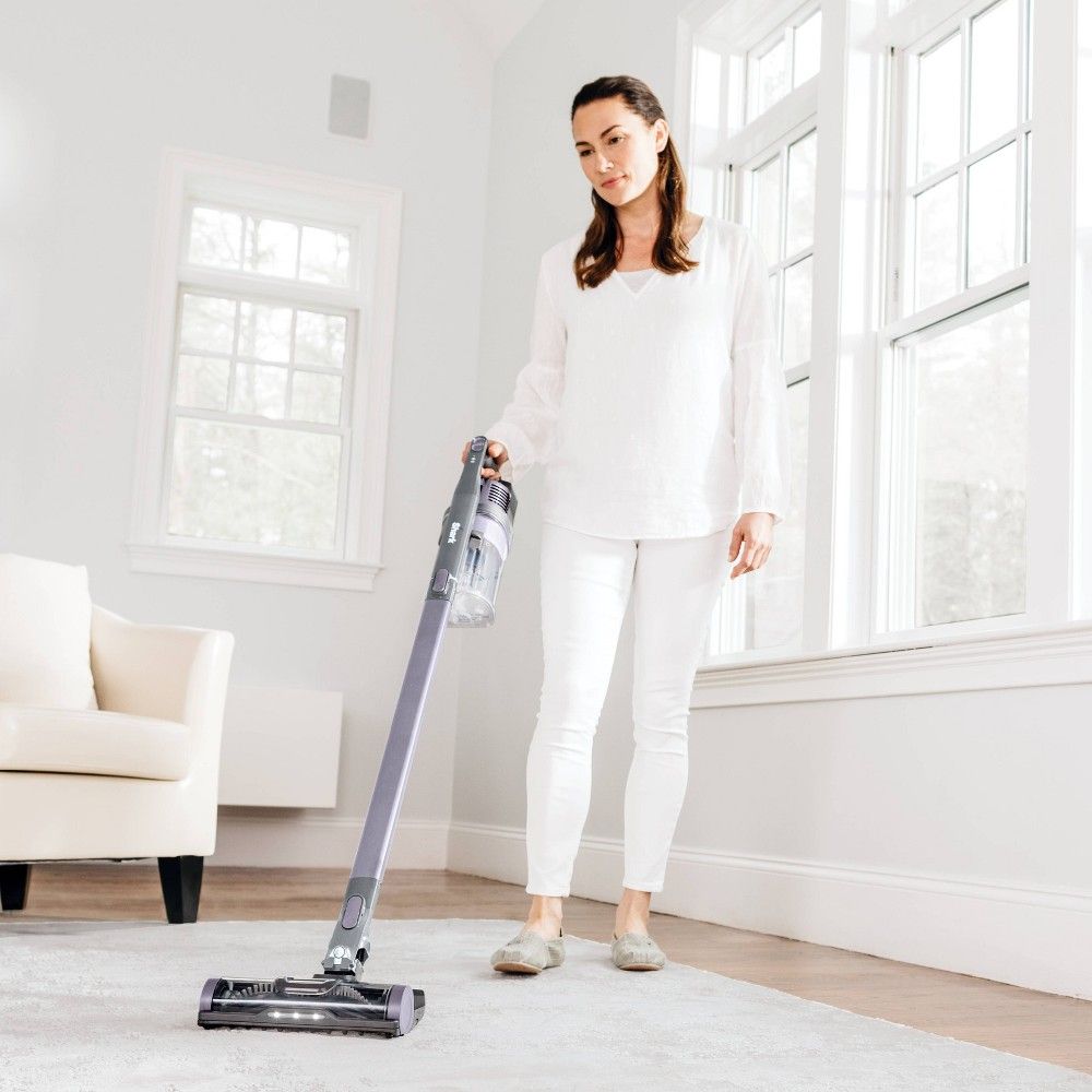 Cordless Convenience: Experience Freedom with the Shark IZ362H Anti-Allergen Cordless Vacuum Cleaner