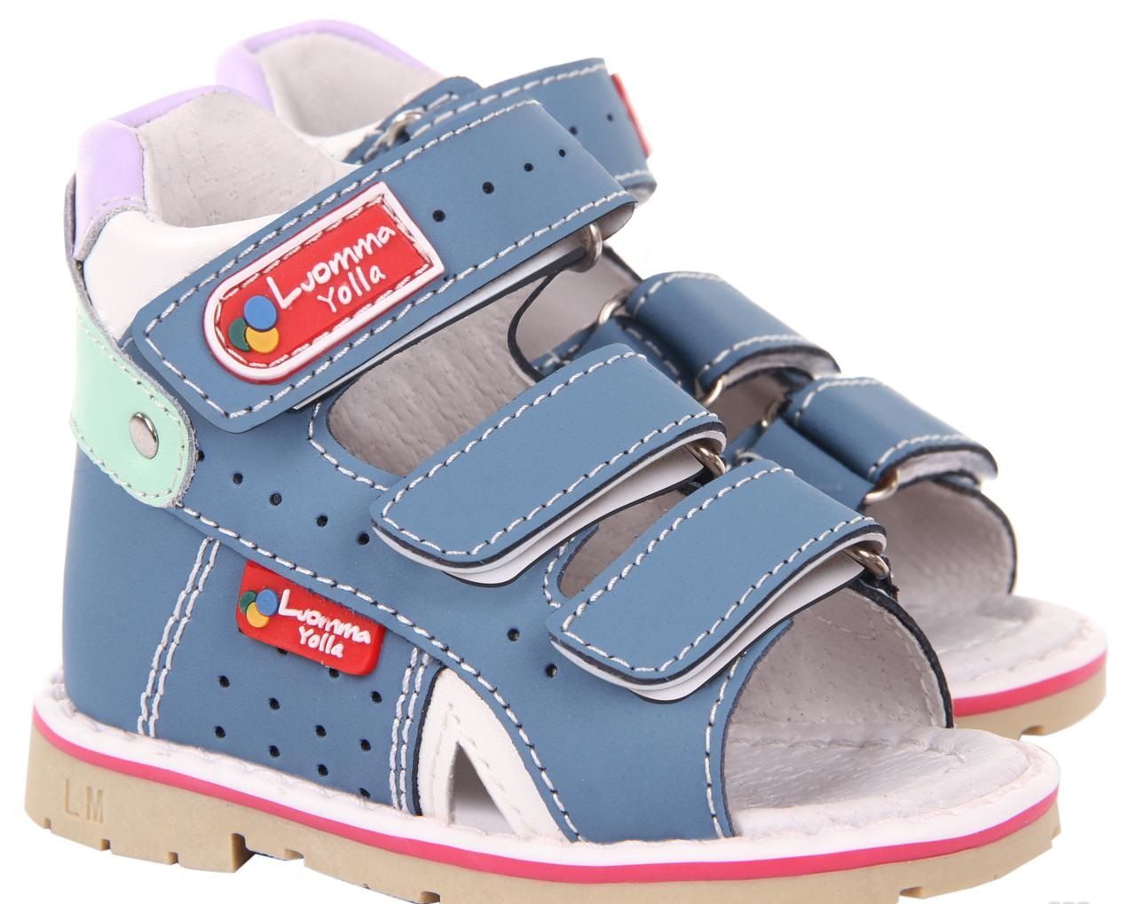 בריאות כף הרגל חשובה: חשיבות התאמה נכונה של נעליים לילדים
