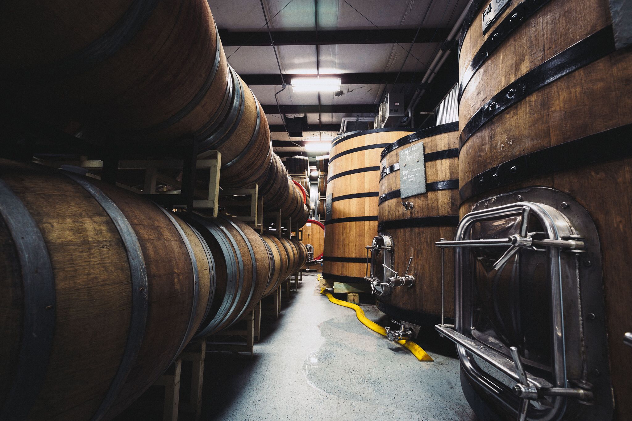 Buy equipment for storing and cooling beer and beverages in bottles and barrels