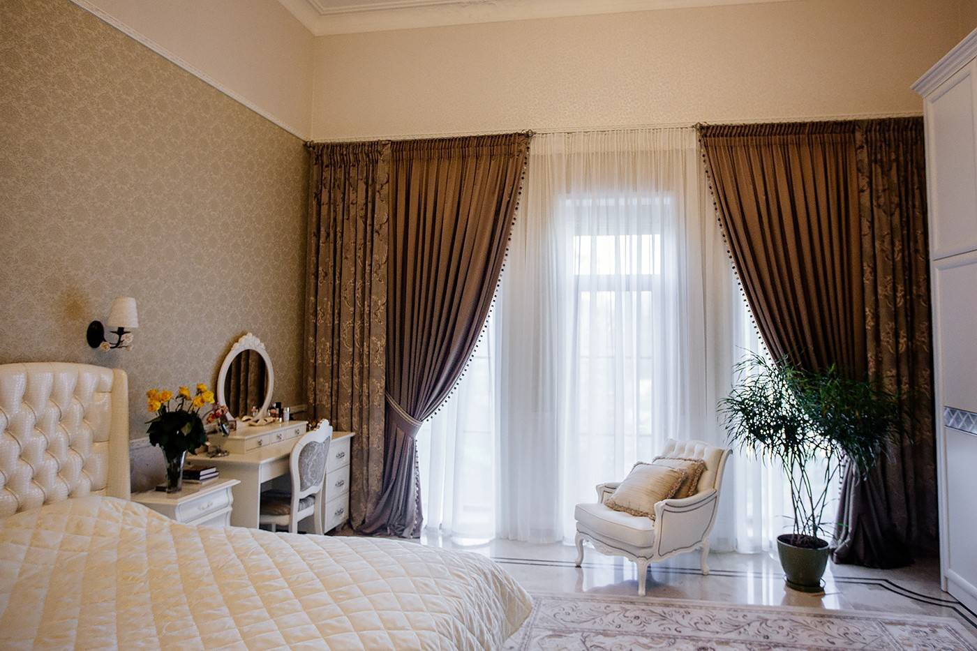 Comment choisir et acheter sur un babillard en Israël : Des rideaux adaptés à votre chambre.