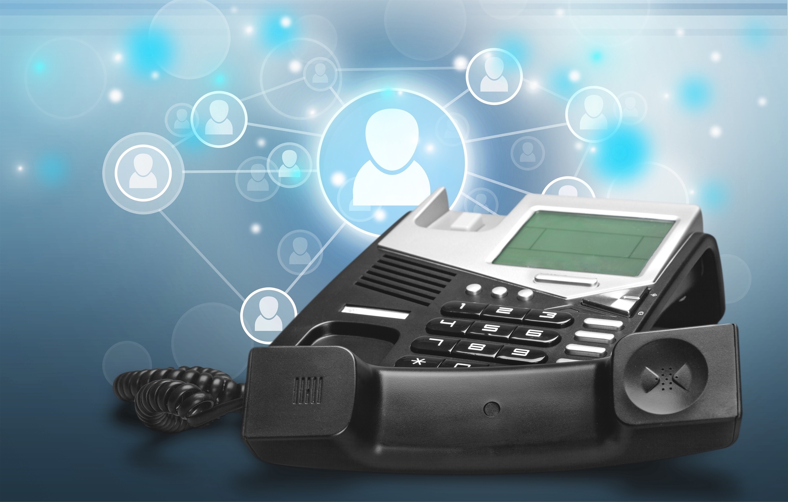 ثورة في الاتصالات المكتبية: قوة أنظمة الهاتف VoIP