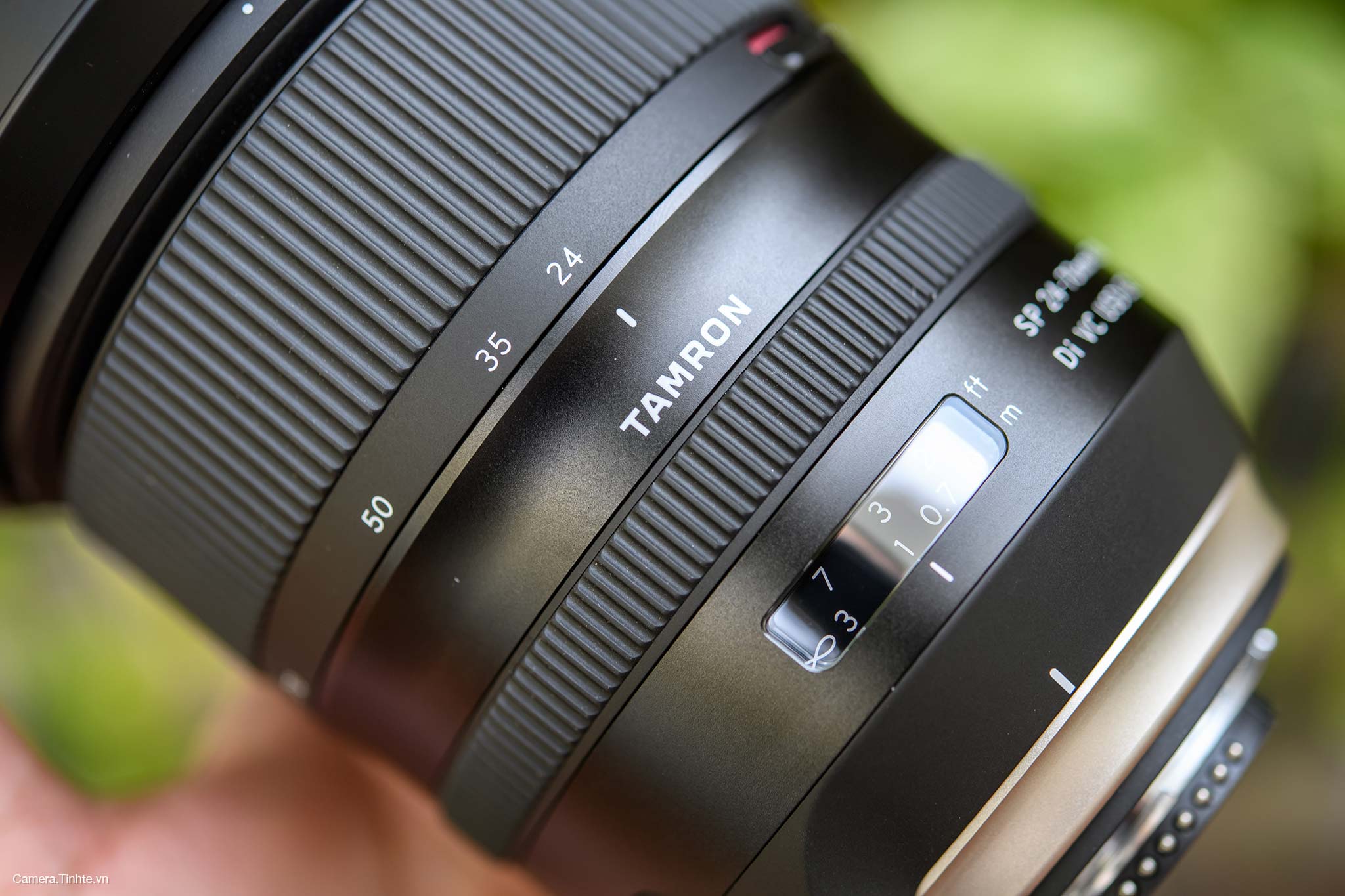 Tamron 24-70mm f/2.8 Di VC USD G2: Zoom lens with optical stabilization.