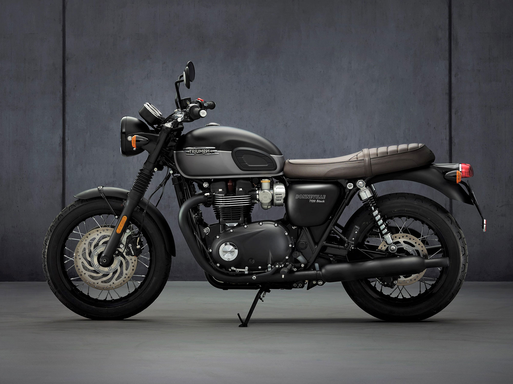 Triumph Bonneville: Classic style and how to get your way in Israel