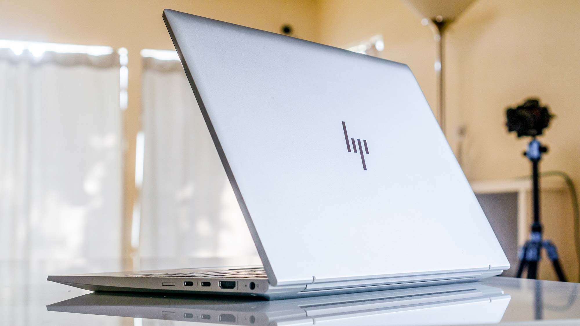 Серия HP EliteBook: бизнес-ноутбуки премиум-класса.