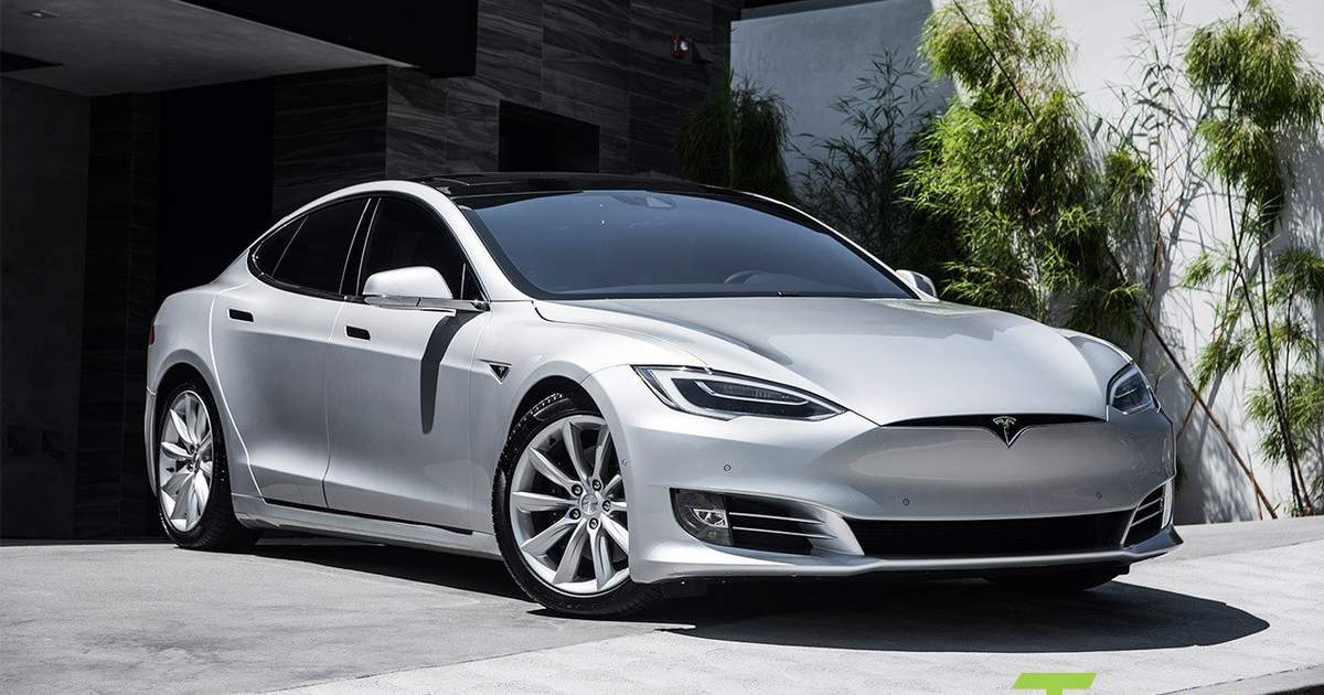 كيفية العثور على سيارة Tesla Model S المستعملة على لوحة الإعلانات في إسرائيل