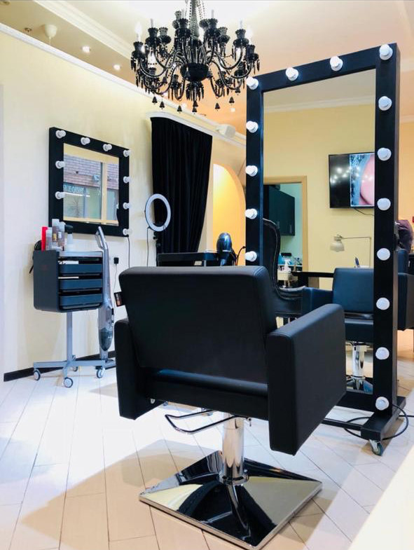 Elevate Your Salon Experience: A Guide to Salon Chairs and Styling Stations