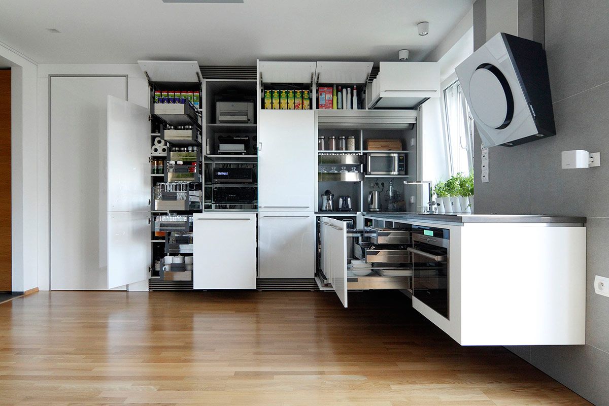 How to create a comfortable and ergonomic kitchen with the right layout and furniture in Israel?