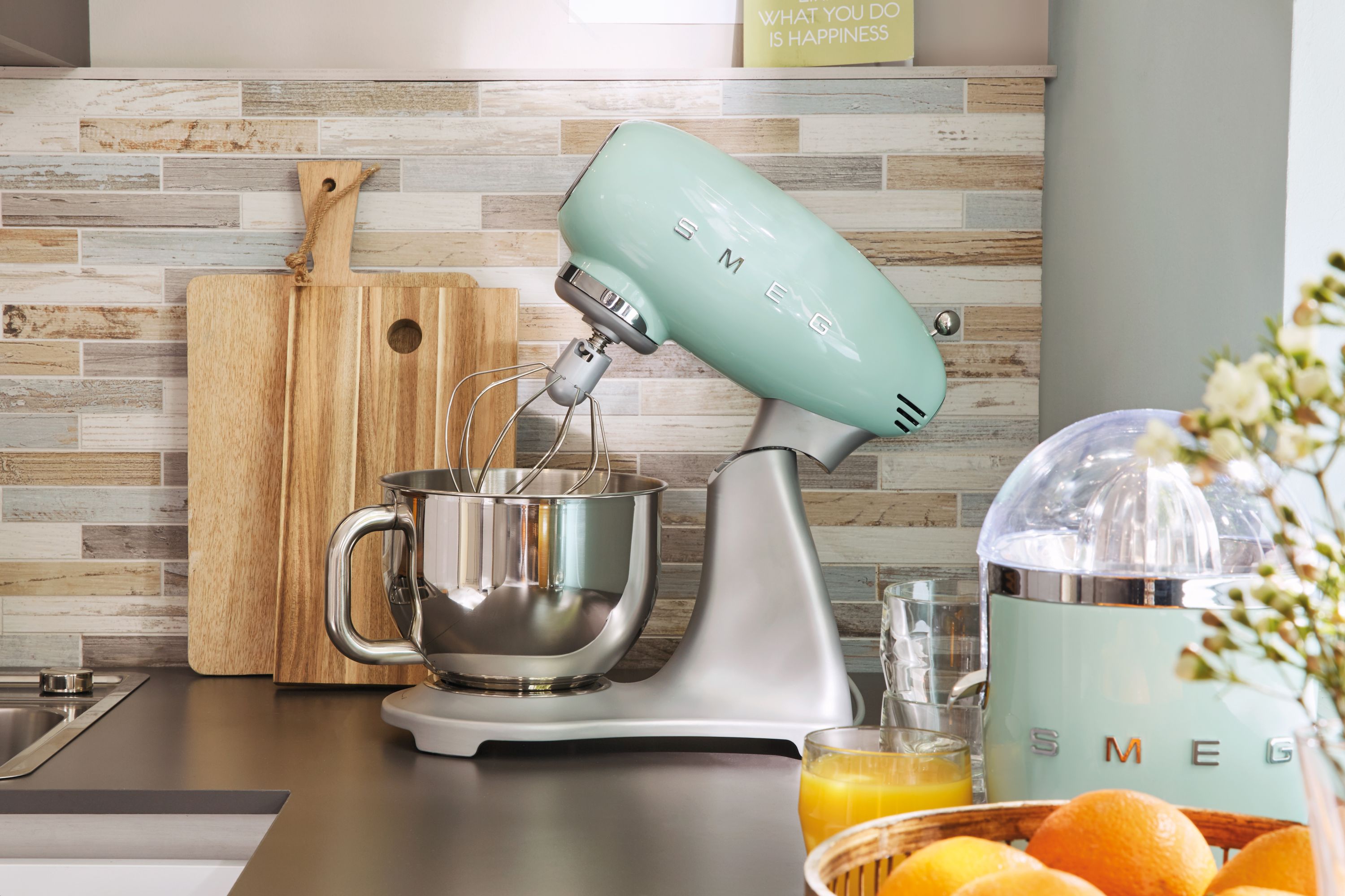 Smeg Retro Style Stand Mixer: Stylish Design and Reliable Performance