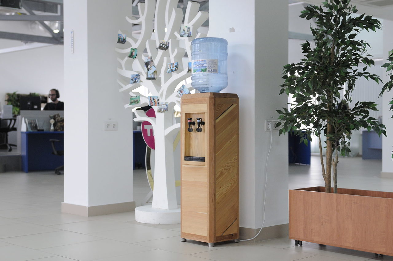 Convenience Redefined: Why Every Office Needs a Water Dispenser