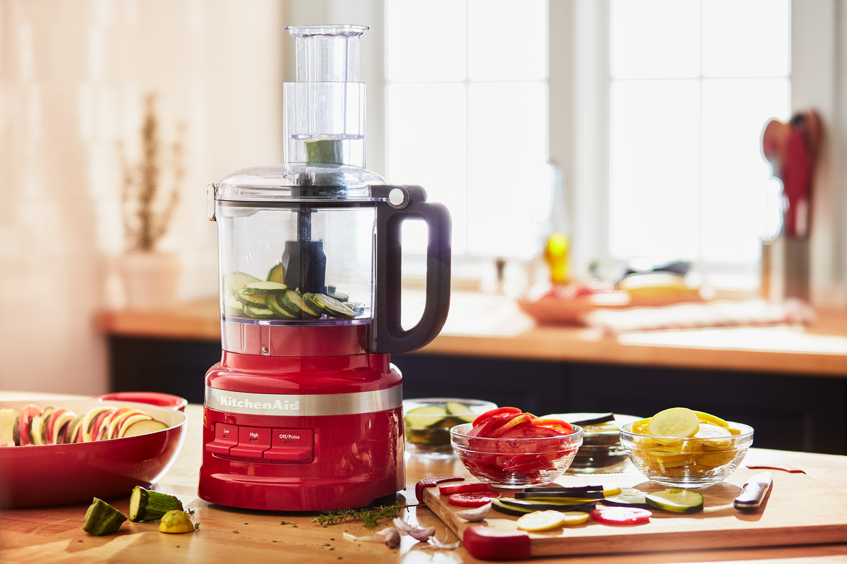 Time-Saving Solutions: Simplifying Meal Prep with the KitchenAid KFP1133CU Food Processor