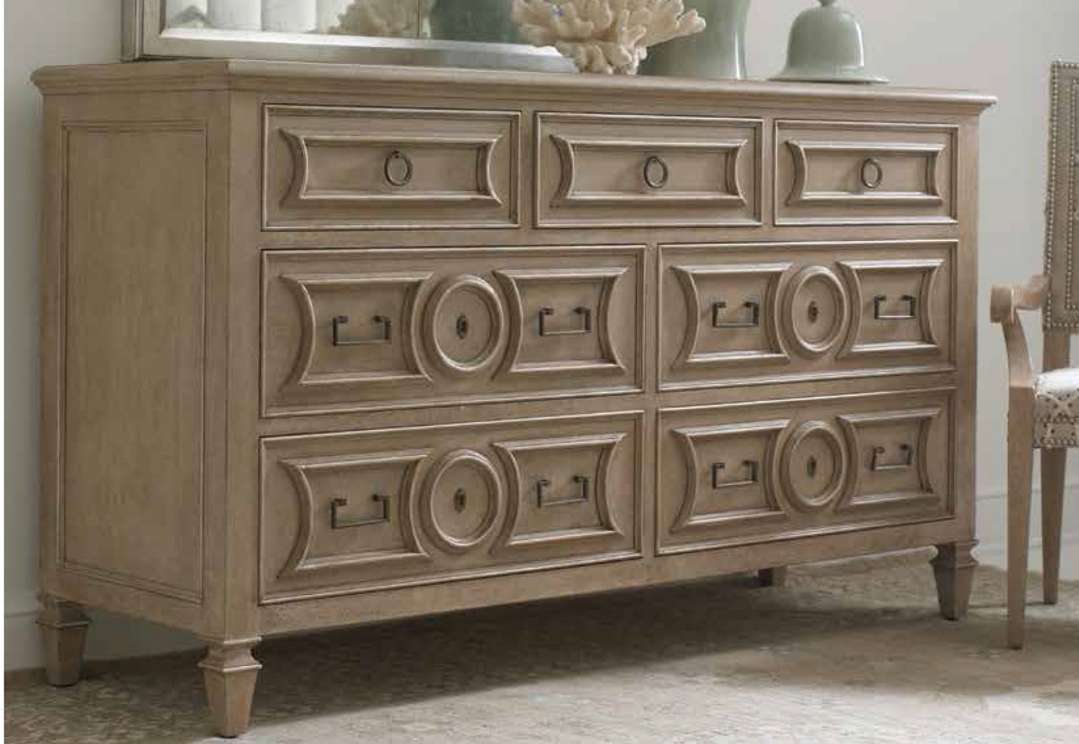 How to choose and buy on a bulletin board in Israel: Classic dressers for eternal elegance.