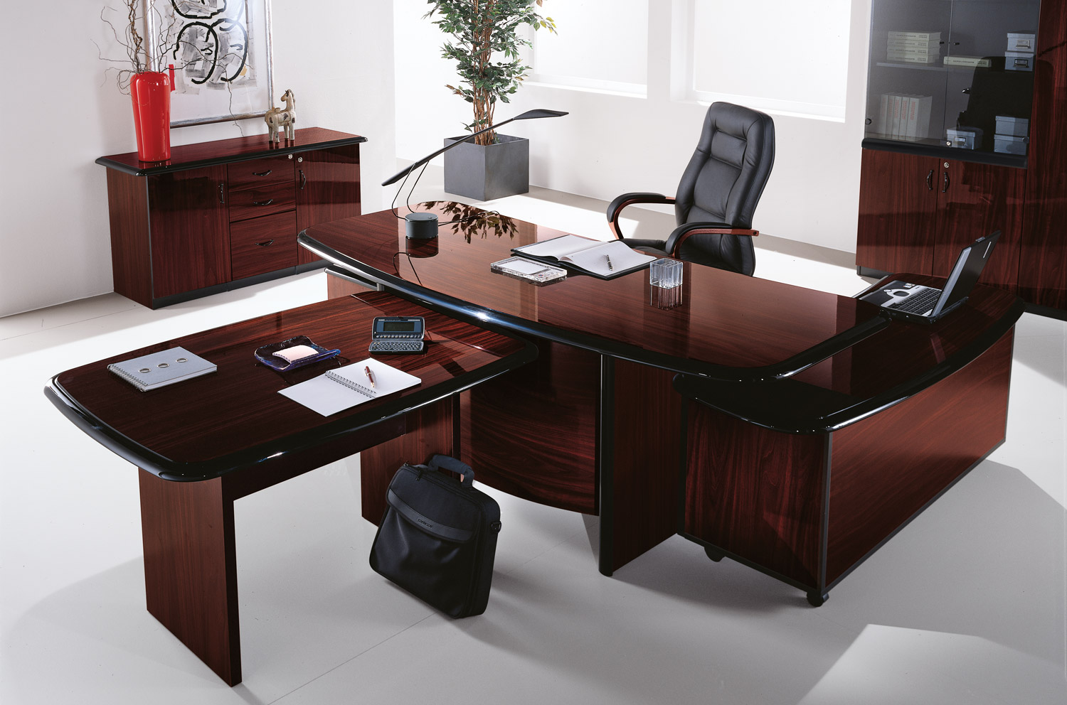 The Long-Term Investment: Choosing Durable and Quality Office Furniture