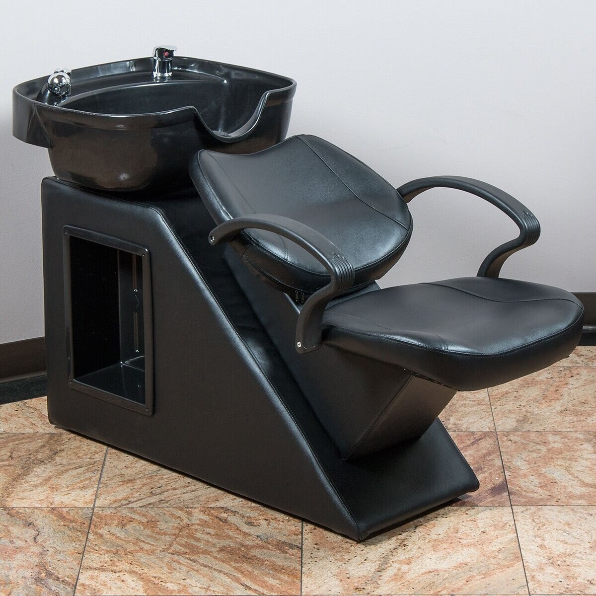 Buying and renting salon stations for washing hair and shampoo bowls in Israel