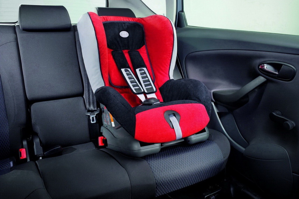 Confort et style : options de sièges d'auto de luxe pour les parents exigeants