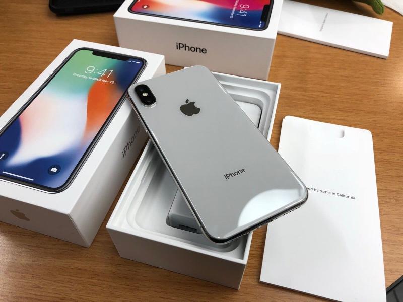 iPhone X: A look at the old Apple model in Israel