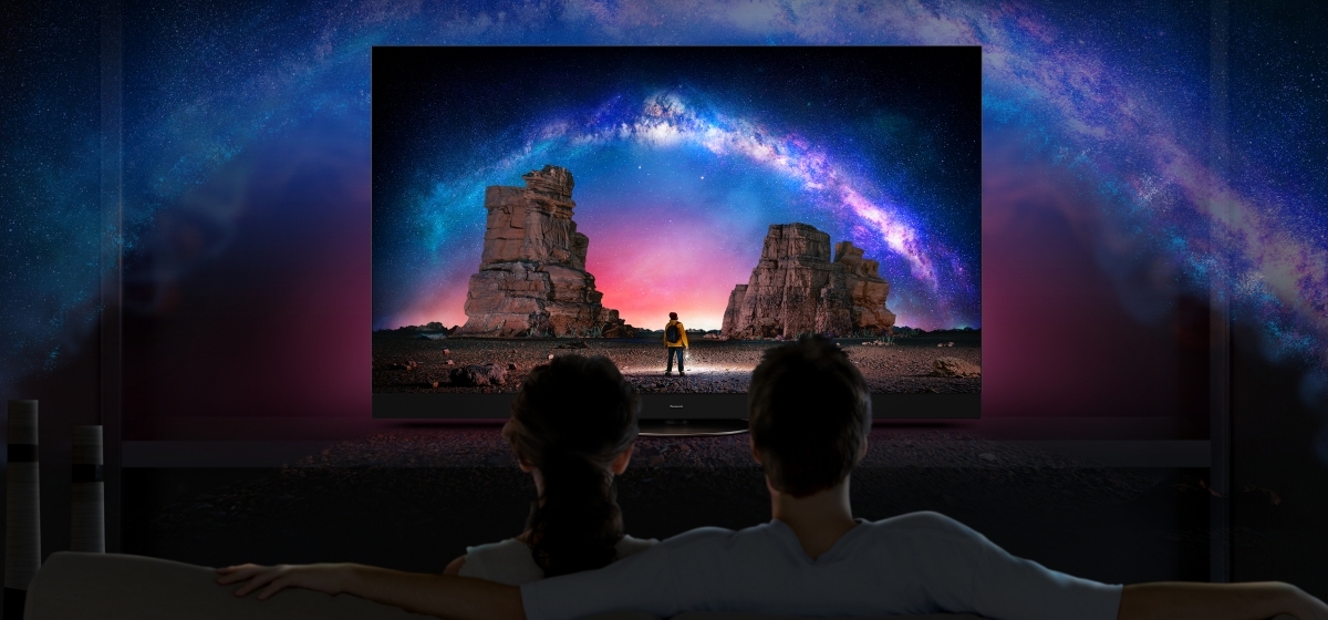 Panasonic JZ2000: OLED Excellence in 8K