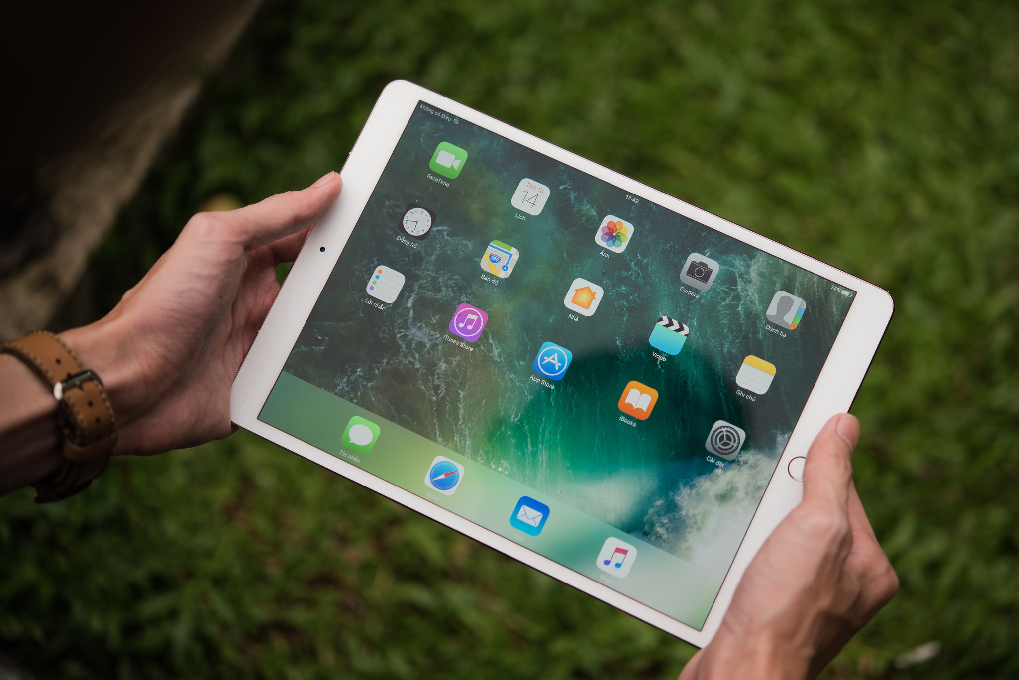كيف تشتري جهاز iPad على لوحة إعلانات في إسرائيل