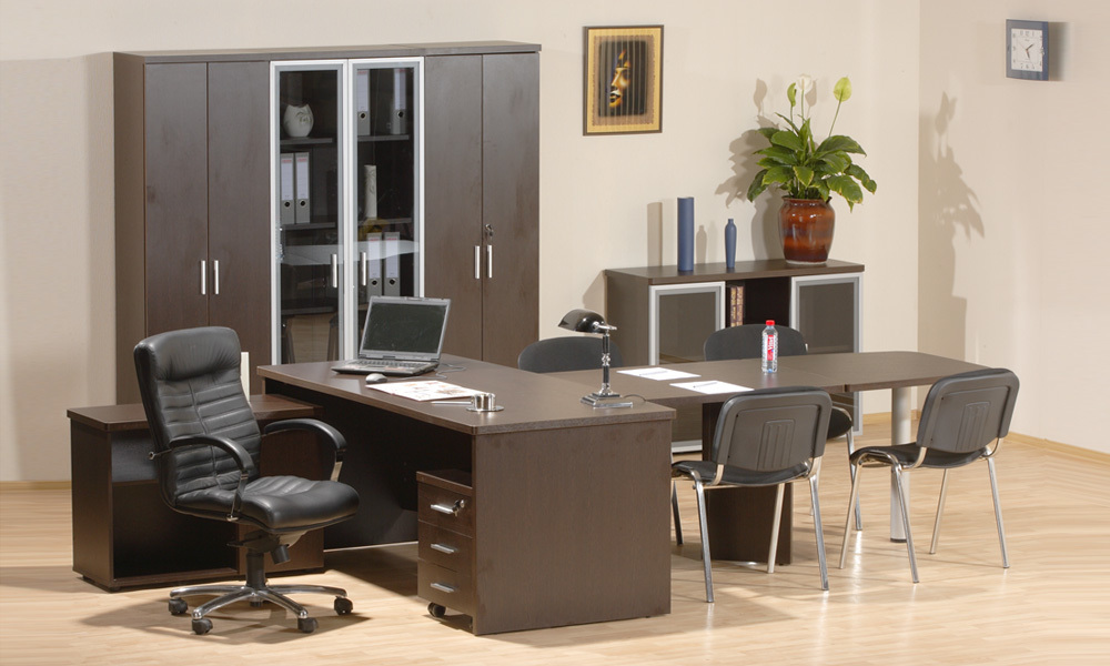 Sale of office furniture in Israel