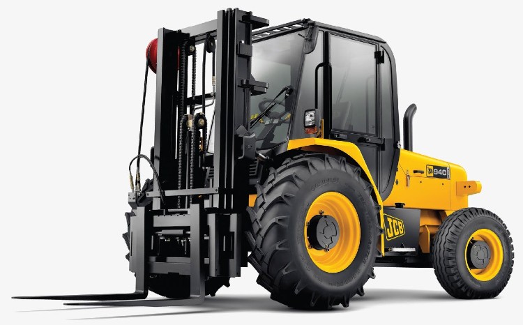 JCB Rough Terrain Forklifts: Lifting and Moving in Challenging Israeli Terrains